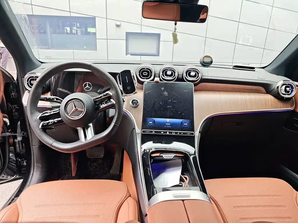 Mercedes-Benz GLC 2024 GLC 300 L 4MATIC 5 мест