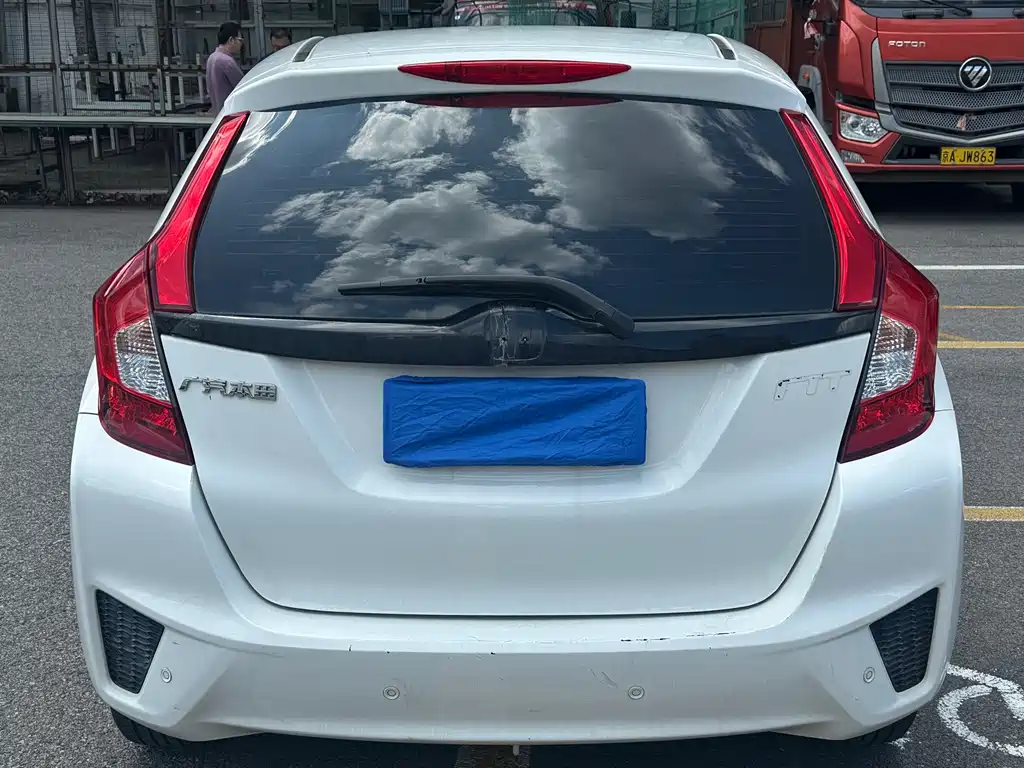 Honda Fit — миниатюра 6