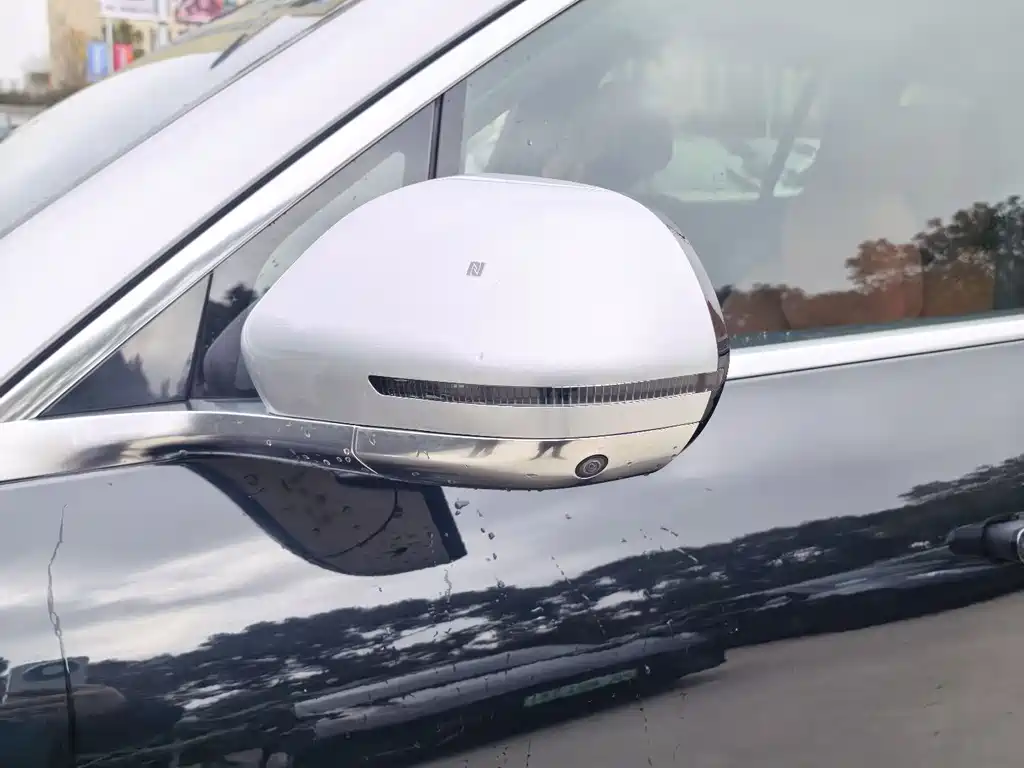 AITO ASK THE WORLD M9