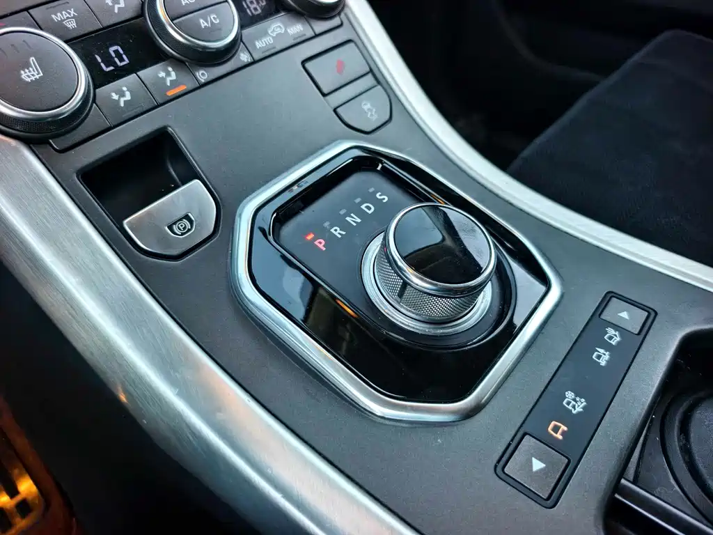 Land Rover Evoque (Import) — миниатюра 10