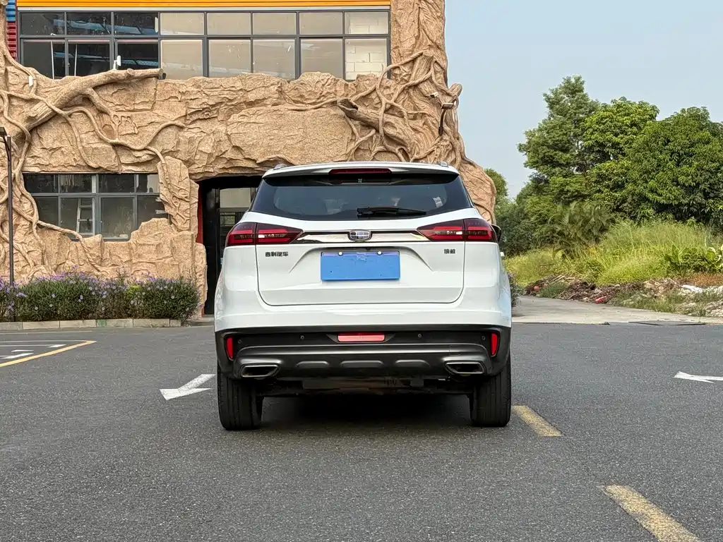 Geely Boyue — миниатюра 5