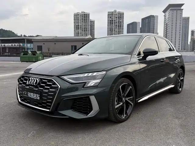 AUDI A3 2021