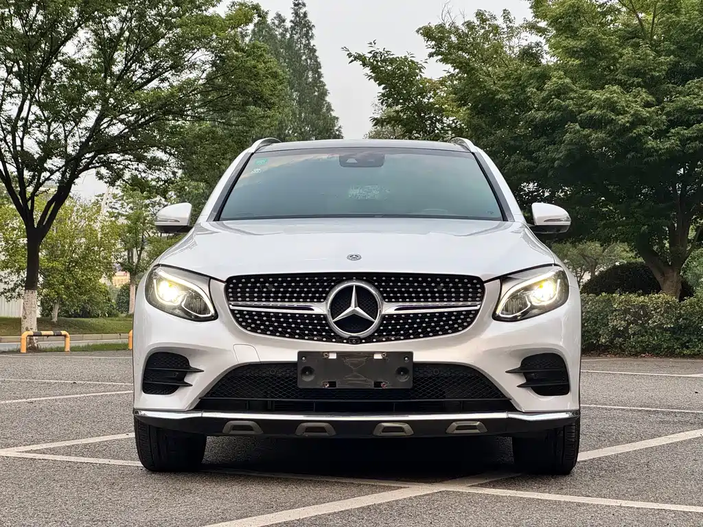 Mercedes-Benz GLC 2019 GLC 260 4MATIC Luxury