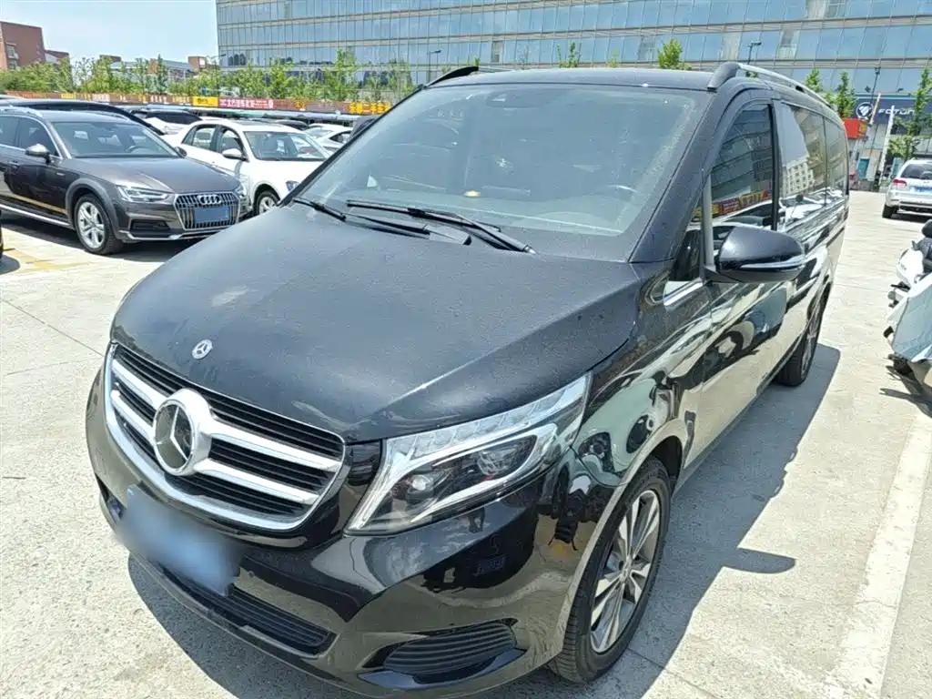 Mercedes-Benz V-Class 2020