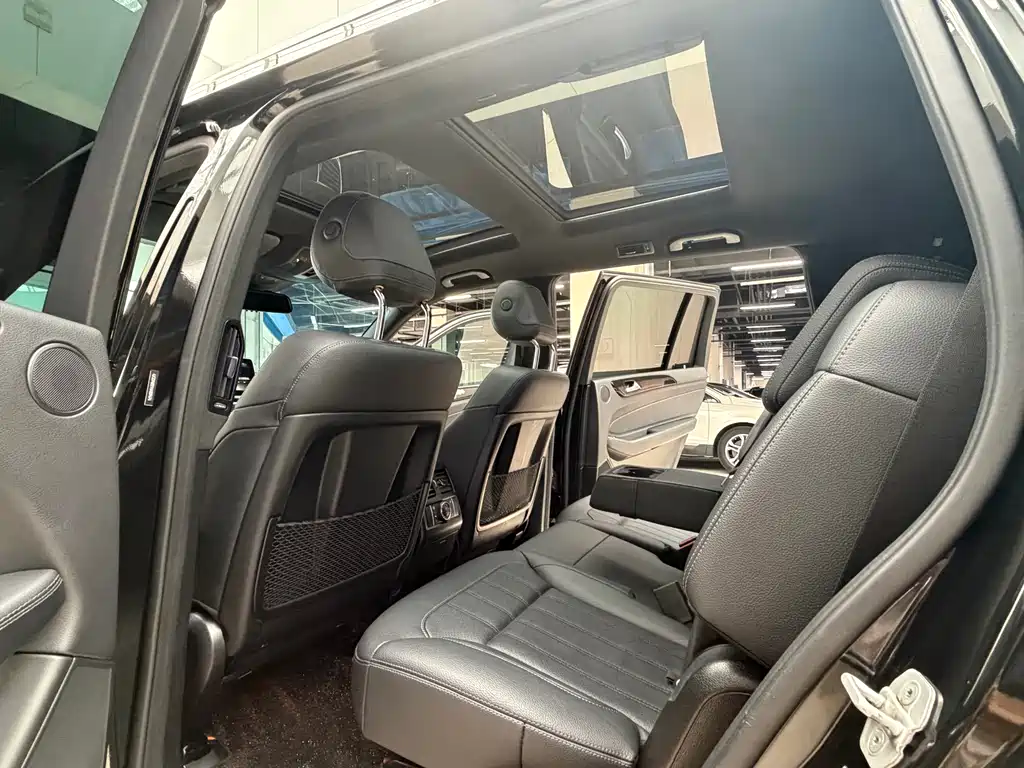 Mercedes-Benz GLS 2017 GLS 400 4MATIC Luxury