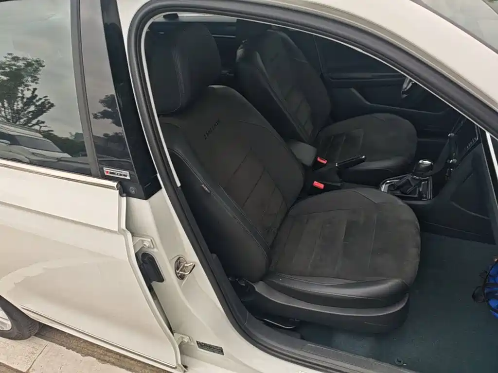 Volkswagen Bora — миниатюра 25