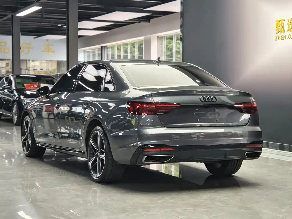 Audi A4L 2024 40 TFSI Luxury