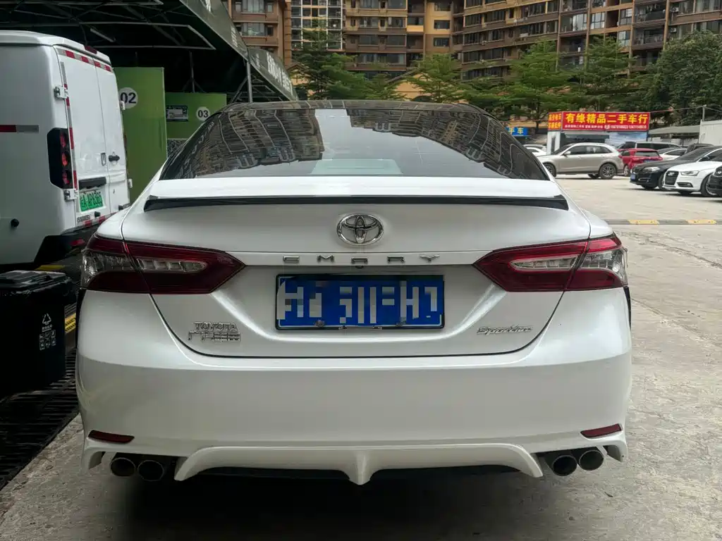 Toyota Camry 2018 2.0S