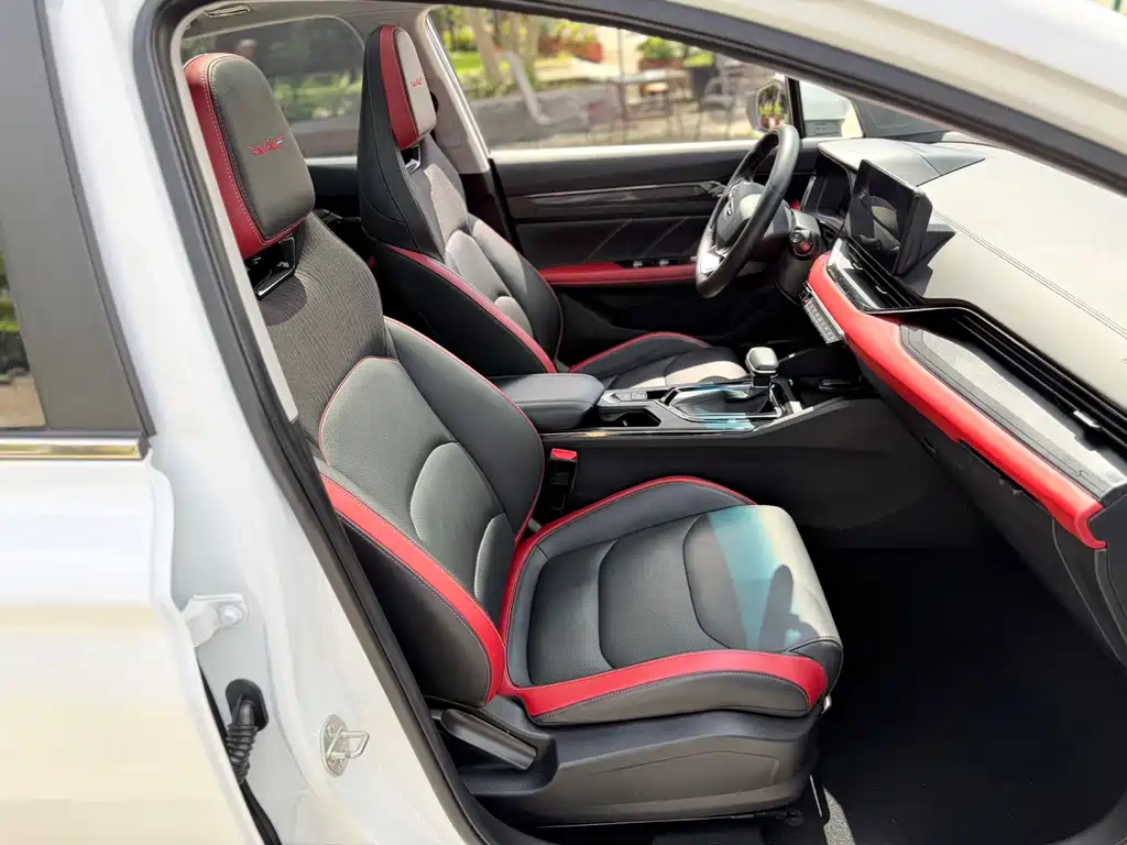 Geely Emgrand S — миниатюра 17