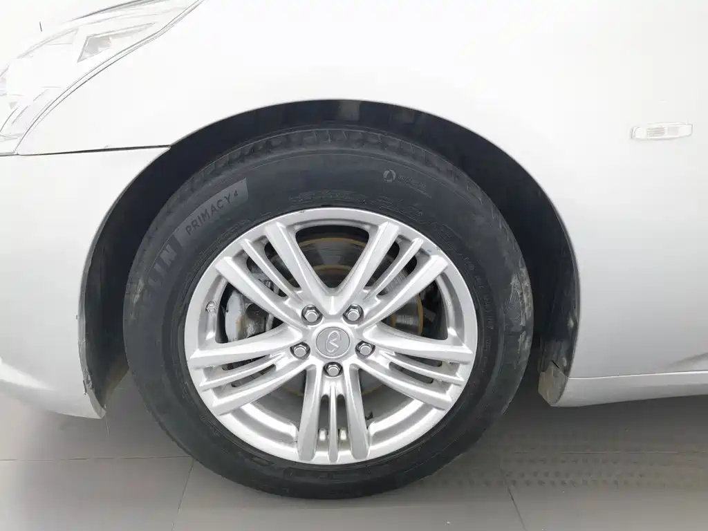 Infiniti G — миниатюра 17