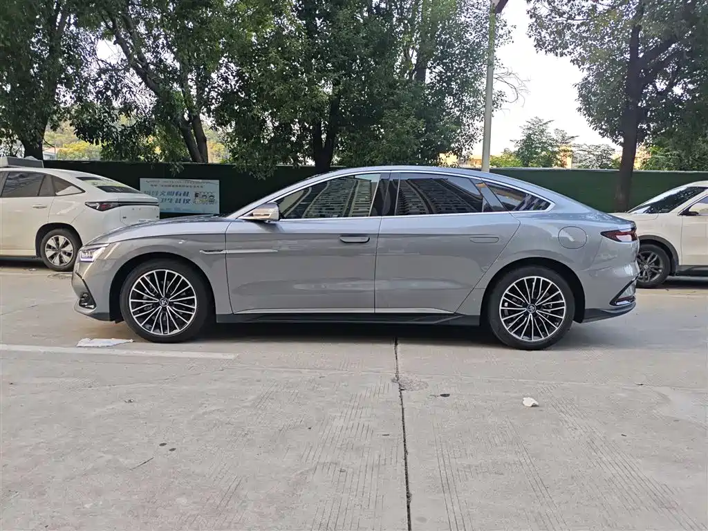BYD Han — миниатюра 3