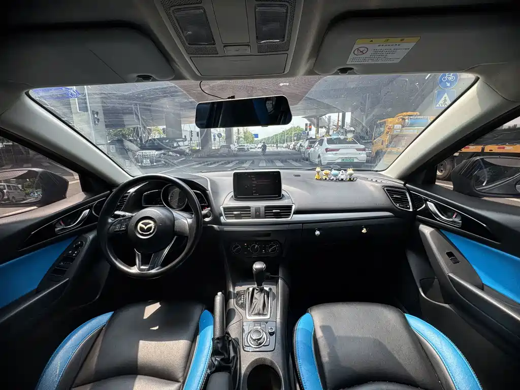 Mazda 3 Axela — миниатюра 12