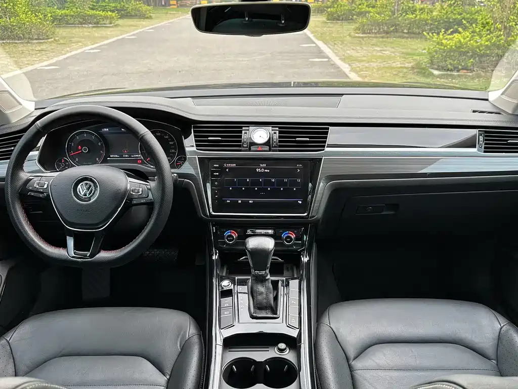 Volkswagen Phideon 2018 380TSI