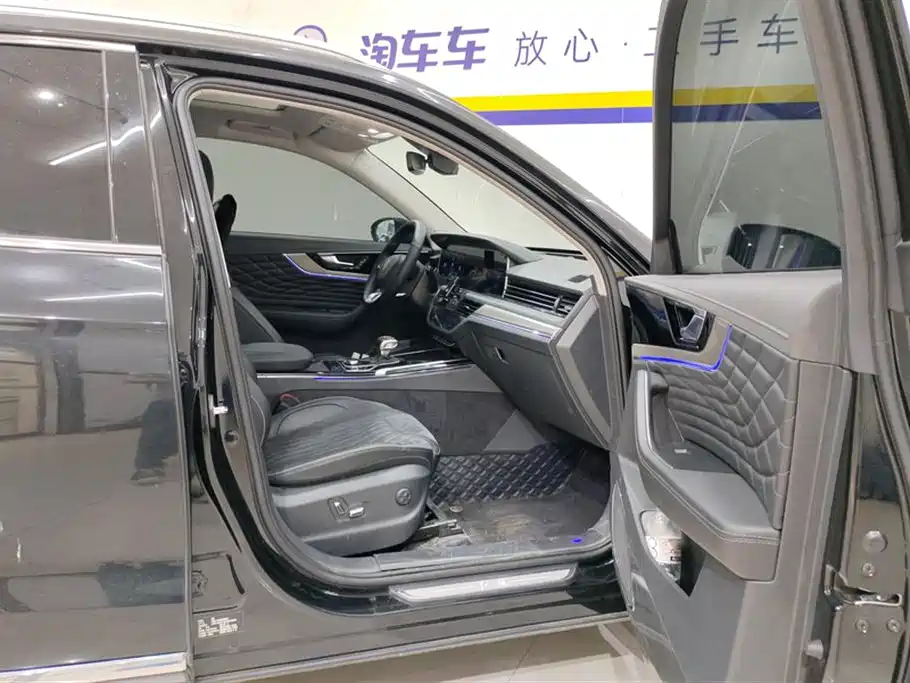 Hongqi HS5 2022 2.0T