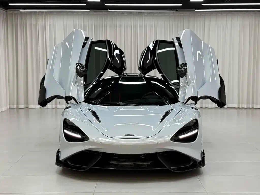 Купить McLaren 720S