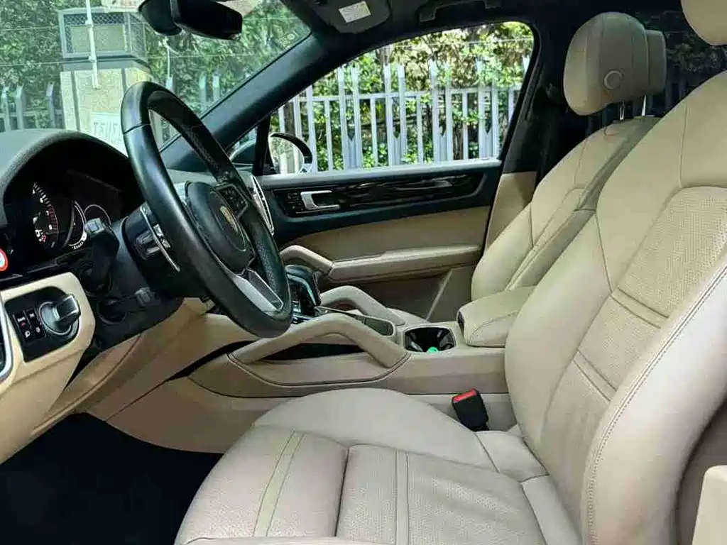 PORSCHE CAYENNE NEW ENERGY