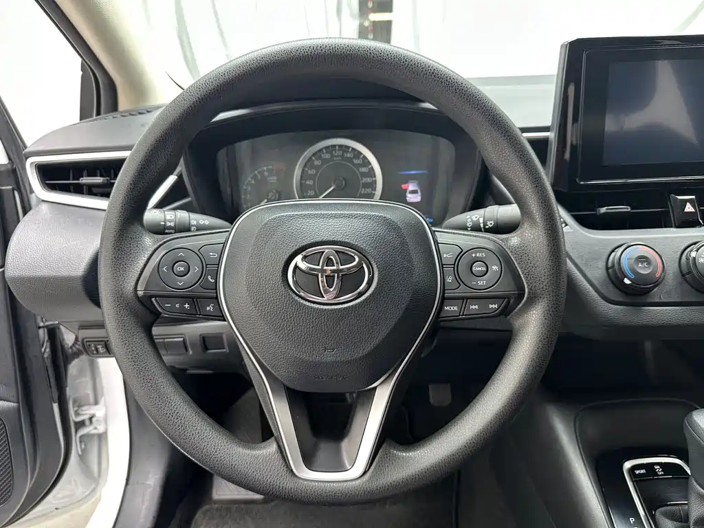 Toyota Corolla — миниатюра 7