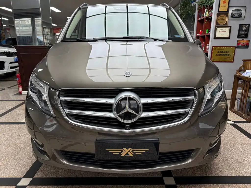 MERCEDES-BENZ V CLASS