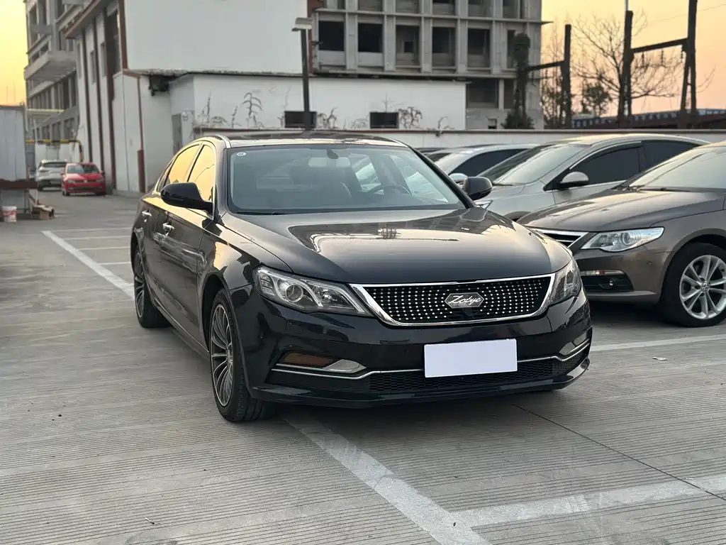 ZOTYE Z700