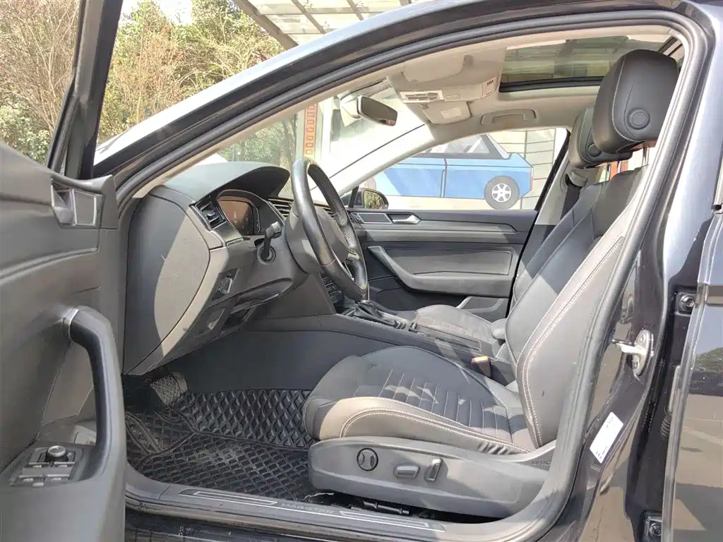 Volkswagen Magotan 2020 330TSI DSG Luxury