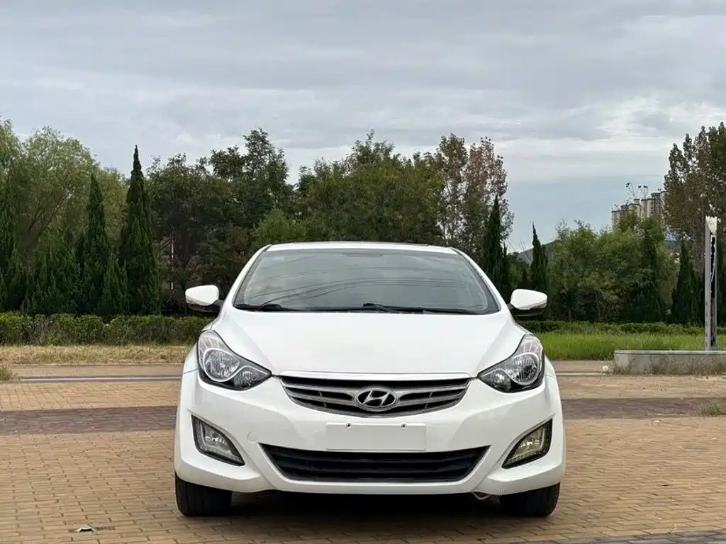 Hyundai Elantra Langdong — миниатюра 2