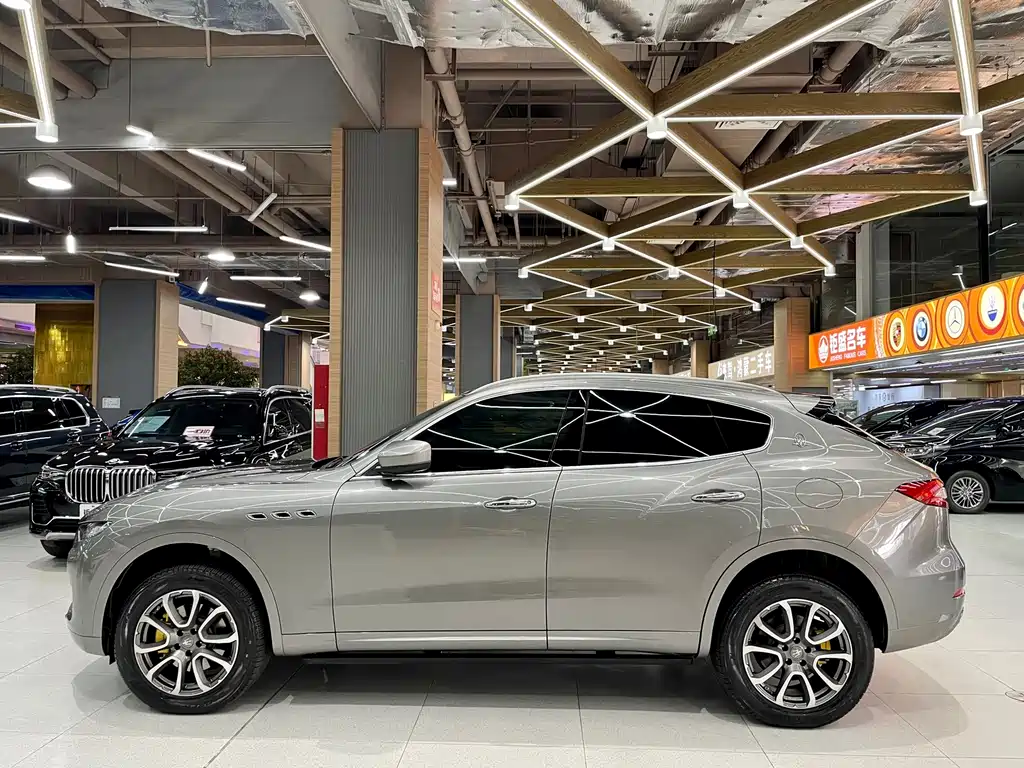 Maserati Levante — фотографии объявления, Фото 5