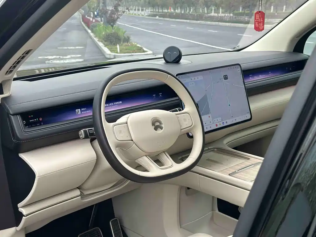 NIO ES8 2026 мест Executive Luxury