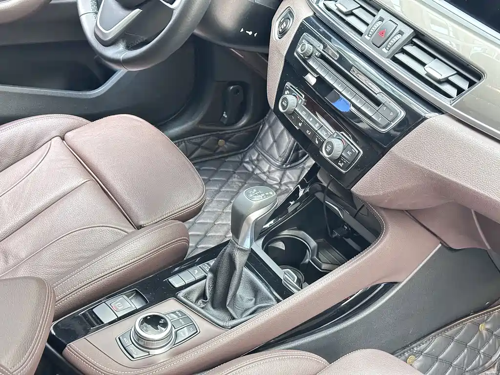 BMW X1 — миниатюра 8