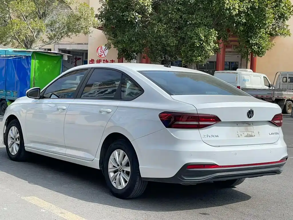 VOLKSWAGEN LAVIDA