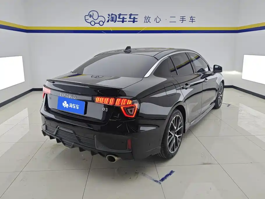 Lynk & Co 03 — миниатюра 3