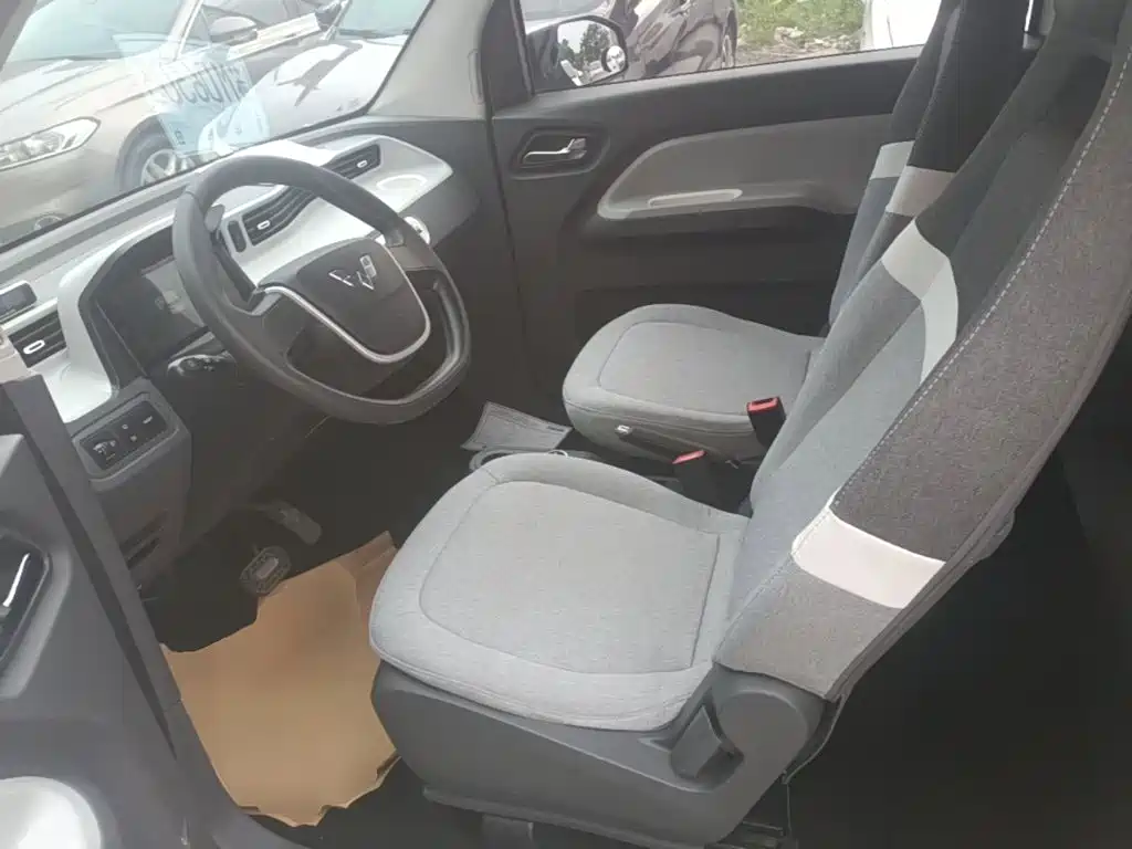 Wuling MINIEV — миниатюра 15