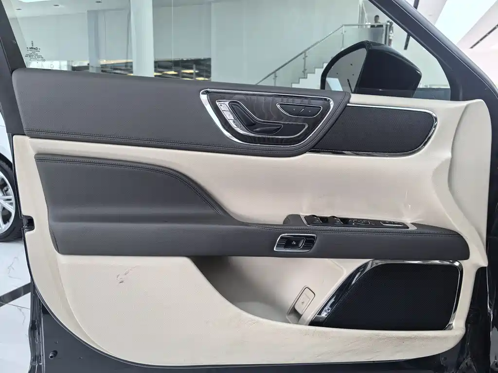 Lincoln Continental 2018 2.0T Premium