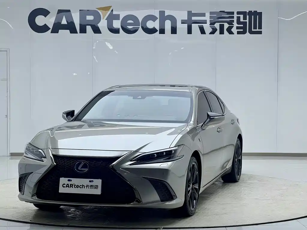 Lexus ES 2021 300h F SPORT