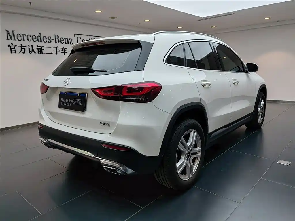 Mercedes-Benz GLA 2023 GLA 200