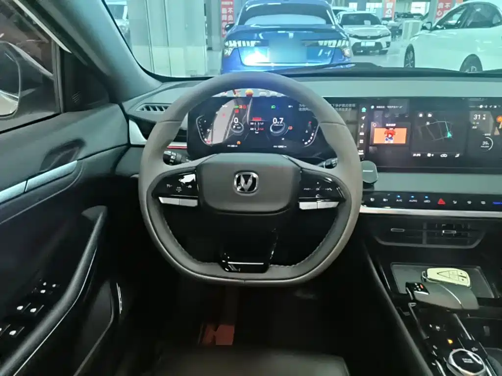 Changan Ruicheng PLUS — миниатюра 11