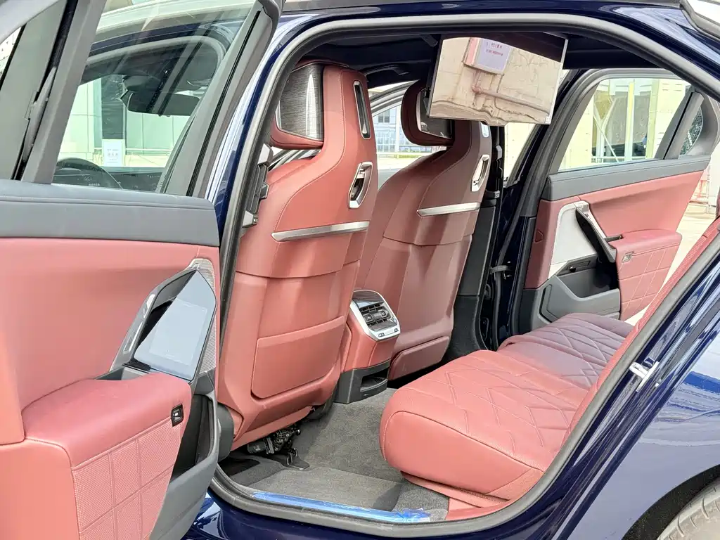 BMW 7 Series 7 2023 740Li Premium Luxury