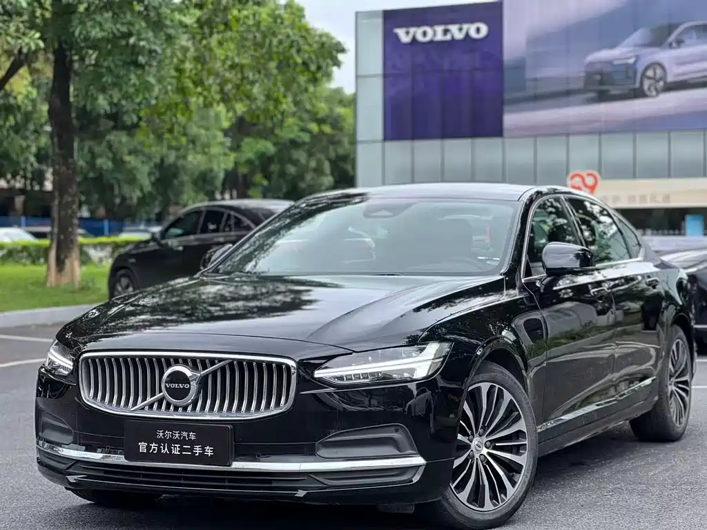 Volvo S90 2024