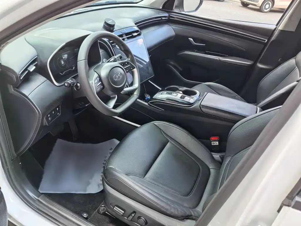 Hyundai Tucson — миниатюра 17