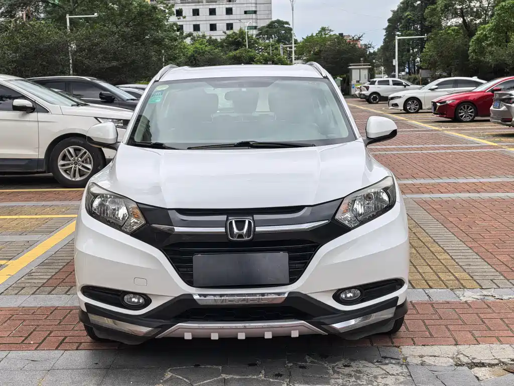 Honda Vezel 2015