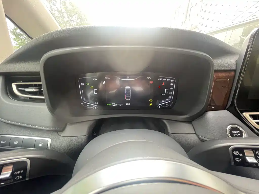 Hongqi Hongqi HQ9 PHEV — миниатюра 13