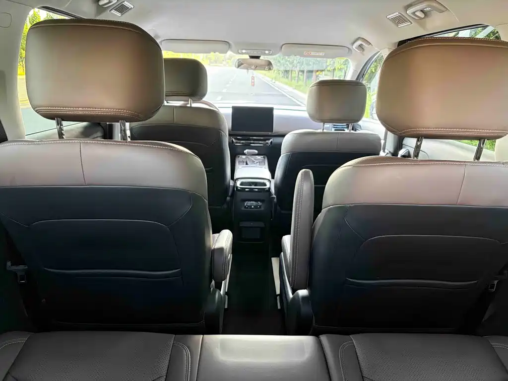 Wuling Xingguang 730 — миниатюра 13
