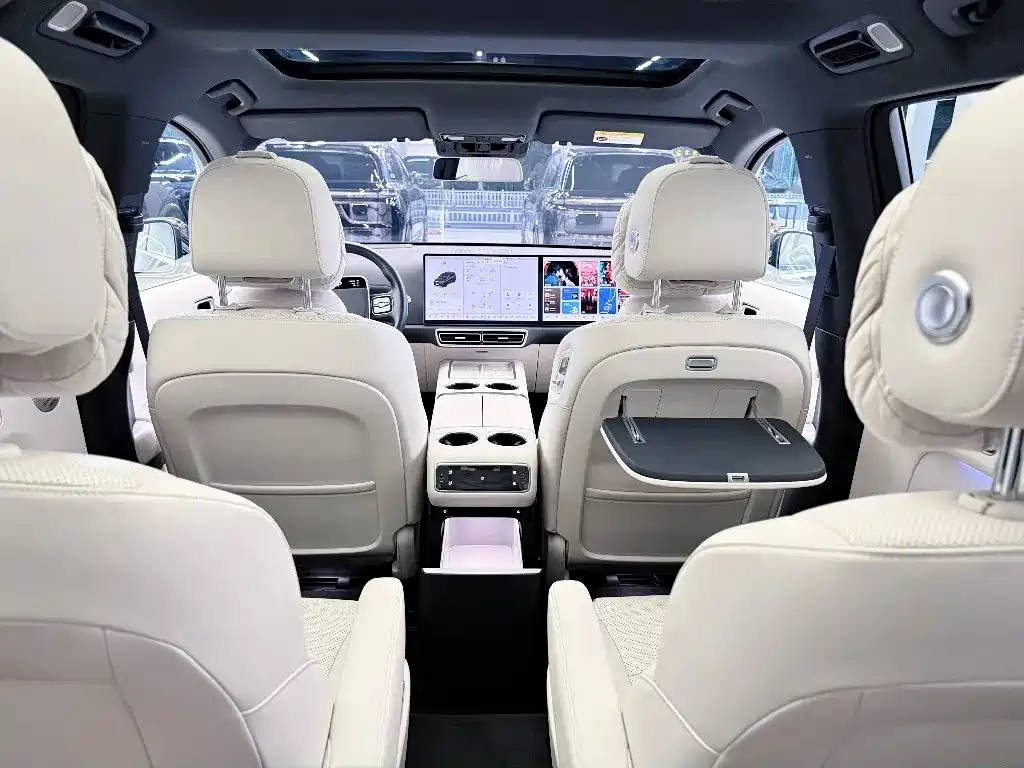Li Auto Li L8 — миниатюра 8