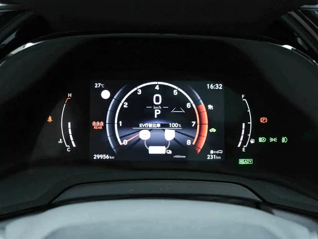 Lexus RX — миниатюра 8