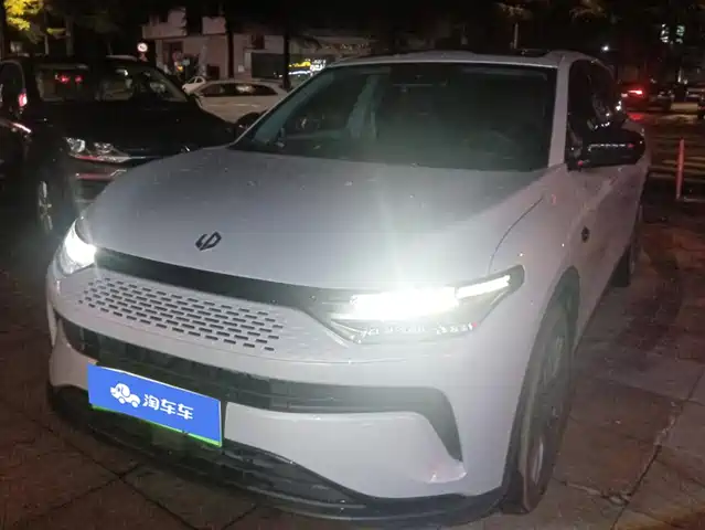 ZERO-RUNNING CAR ZERO RUN C11 2023