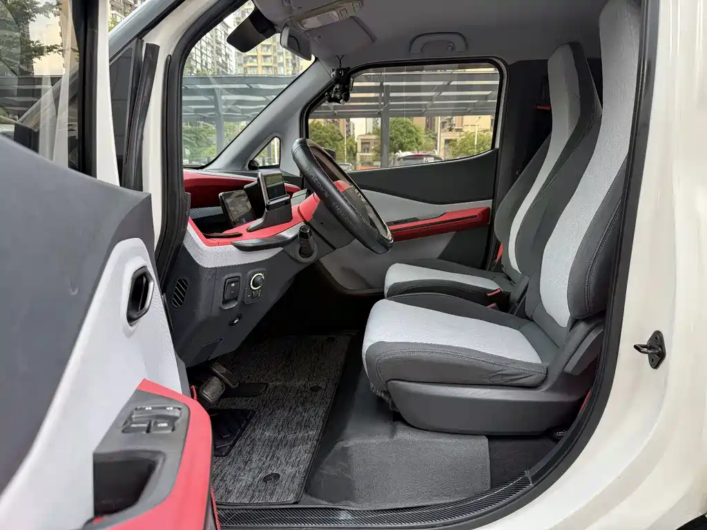 Baojun E200 — миниатюра 12