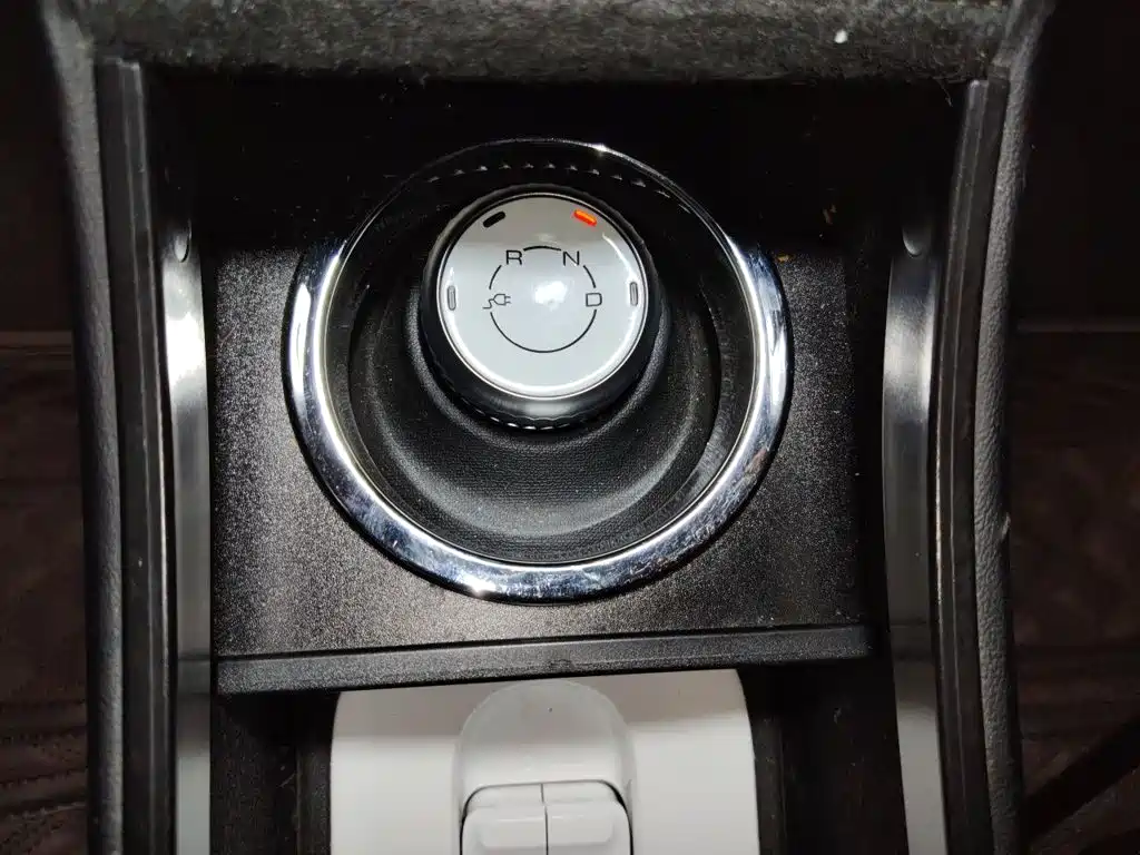 Wuling MINIEV — миниатюра 10