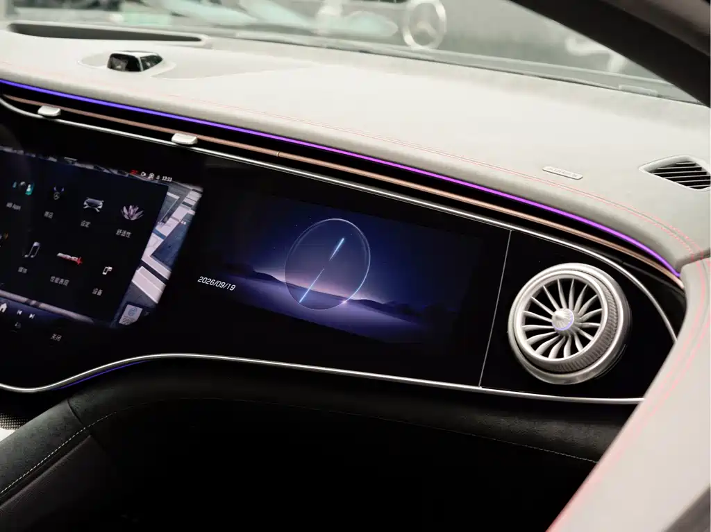 Mercedes-Benz EQS AMG — миниатюра 18