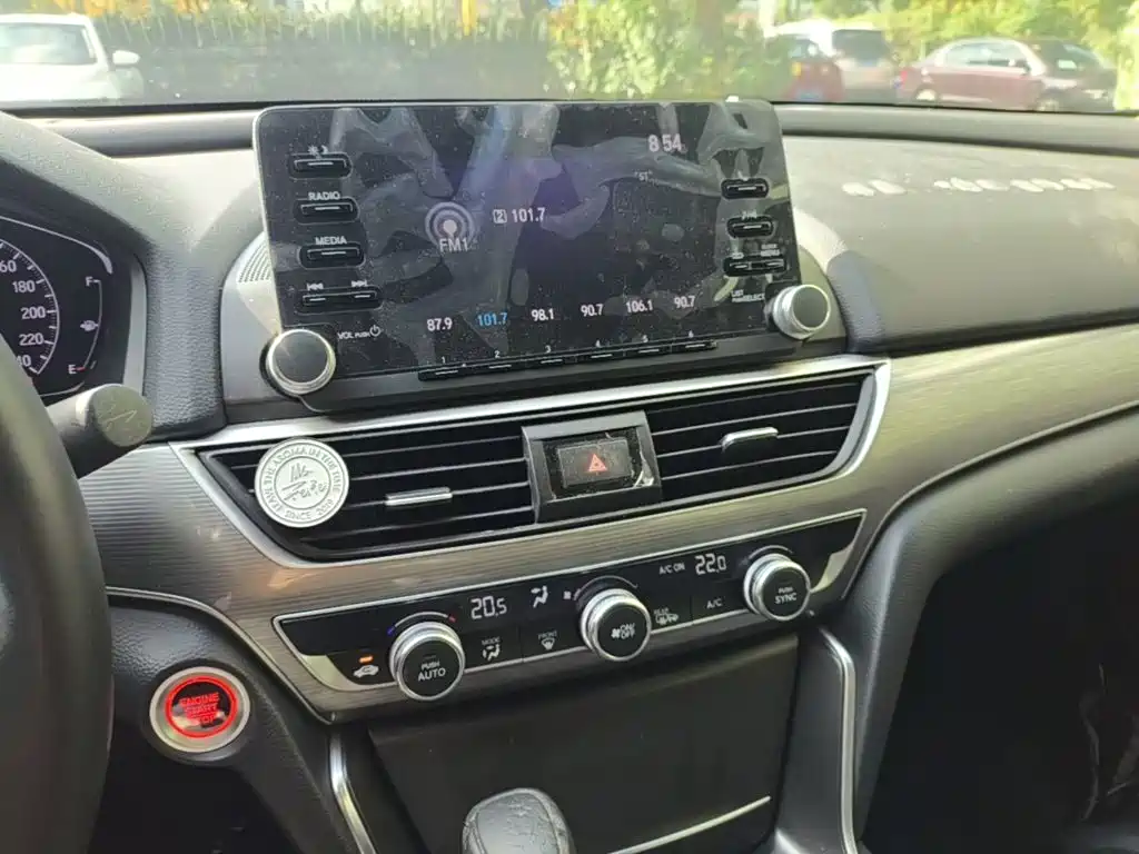 Honda Accord — миниатюра 13