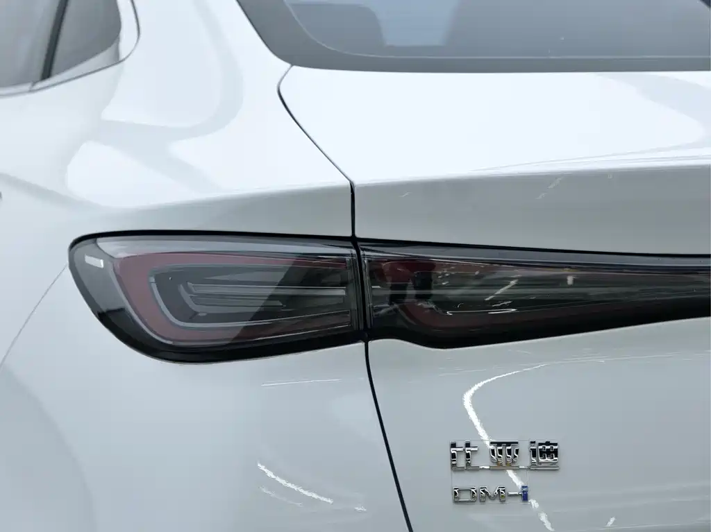 BYD SEAL 06 NEW ENERGY