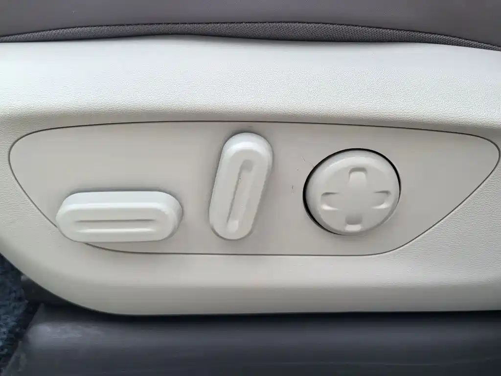 Leapmotor Leapmotor C11 — миниатюра 28